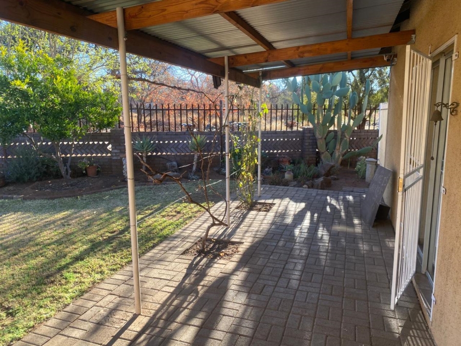 4 Bedroom Property for Sale in Kuruman Northern Cape